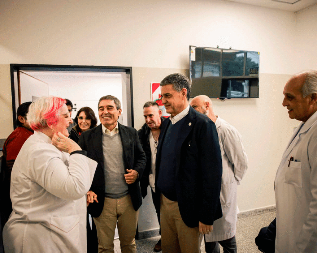 Finalizaron las remodelaciones en el Hospital Piñero (Av. Varela 1301). Se ejecutaron 30 obras y se sumaron 700 equipos médicos para mejorar la atención en la zona sur.