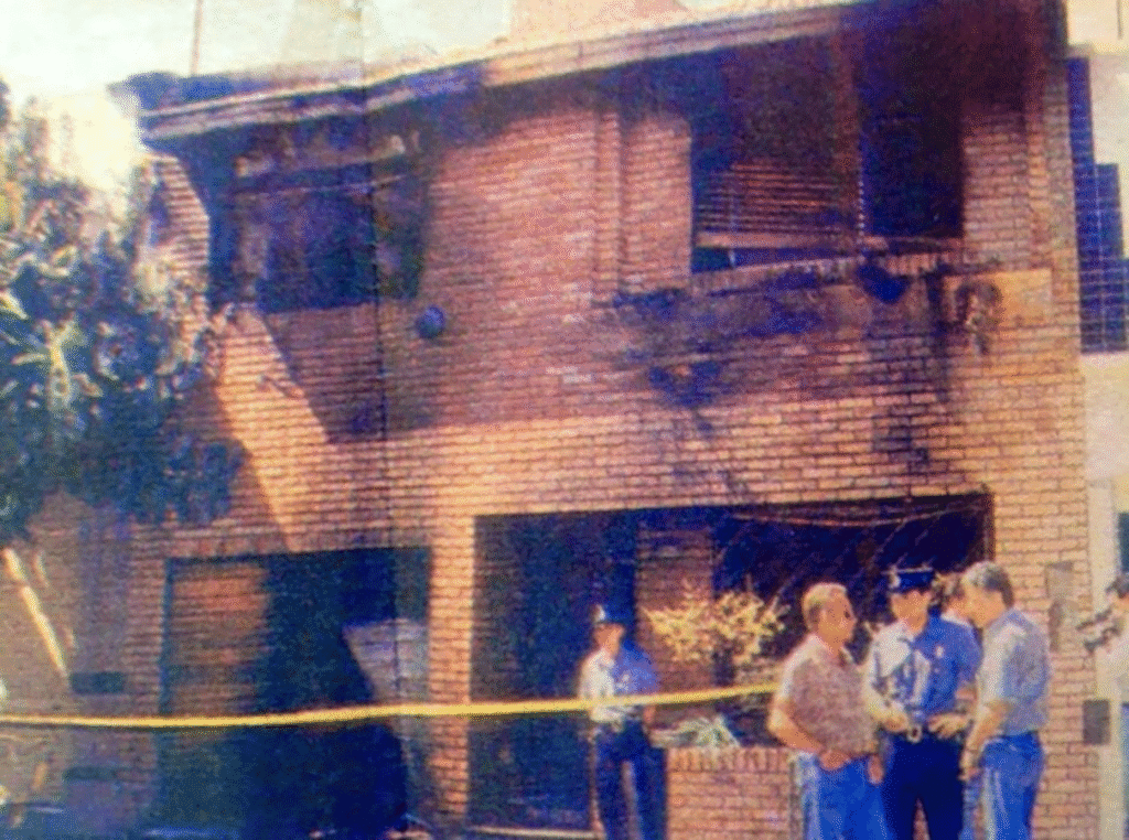 El único sobreviviente del incendio de 1994 en el barrio: la causa, el condenado, su paso por Gran Hermano y la serie que estrenó HBO Max.