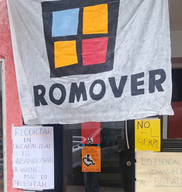 La histórica institución de la calle Boyacá enfrenta una difícil situación financiera debido a atrasos en los pagos estatales y presión impositiva. Su cierre dejaría sin tratamiento a cien familias y sin lugar de residencia a 20 jóvenes con parálisis cerebral.
